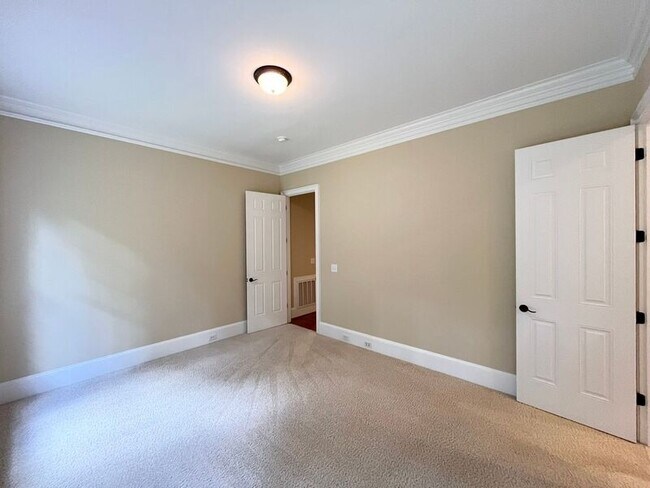 Building Photo - 1205 Enderbury Dr