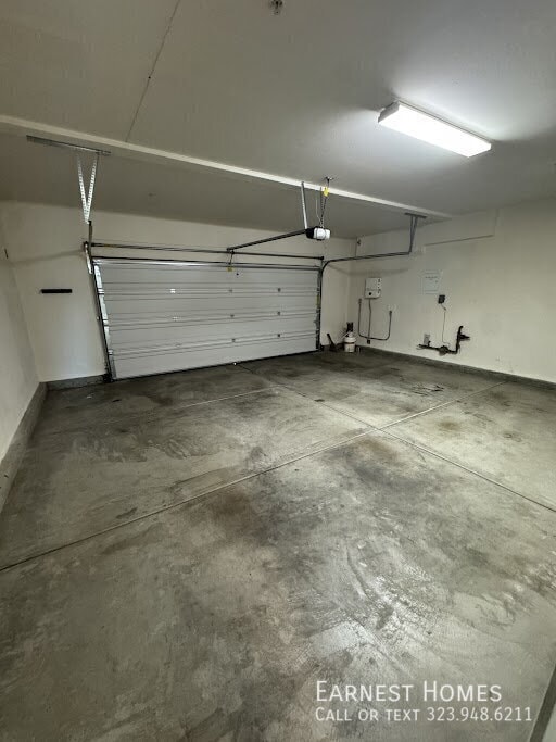 Building Photo - 9241 N Lamia Ct