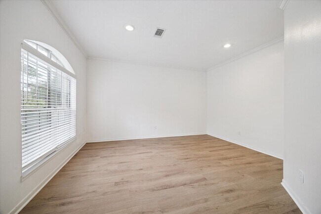 Building Photo - 3115 Woodcreek Glen Ln