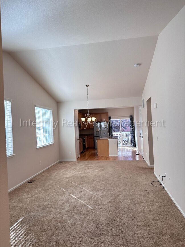 Building Photo - 3762 Cadence Dr