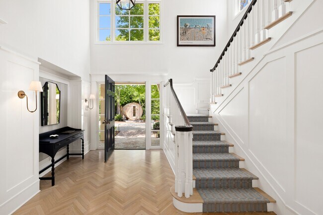 Building Photo - 521 Spoleto Dr