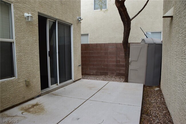 Building Photo - 531 Cabis Bay St