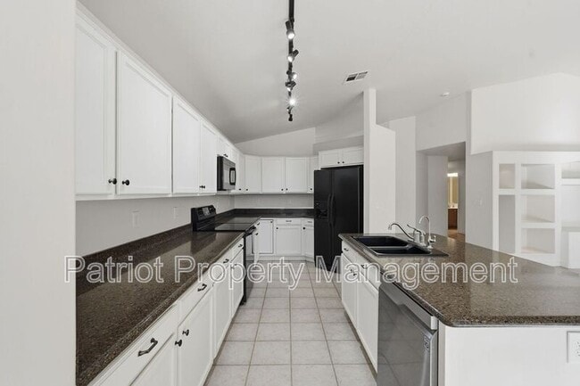 Building Photo - 1281 N McKenna Ln