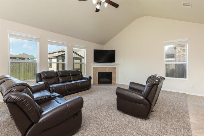 Building Photo - 12318 Leafy Arch Way