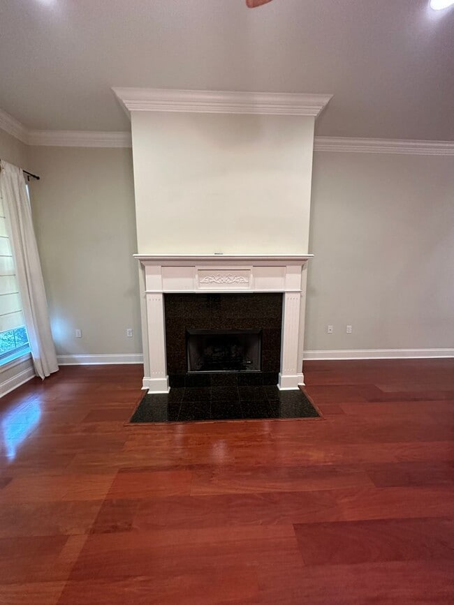 Building Photo - 9134 Magnolia Leaf Ave