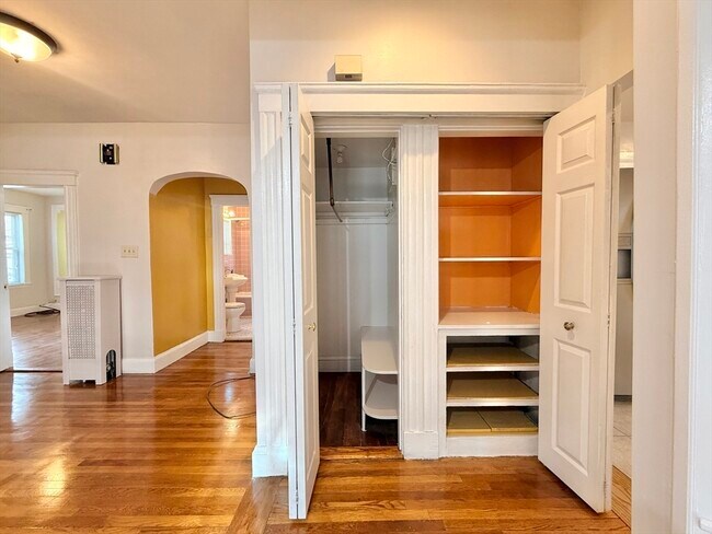 Building Photo - 49 Favre St