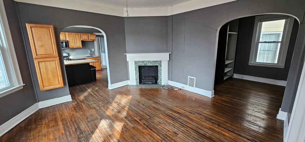 Building Photo - 972 Lafayette Ave