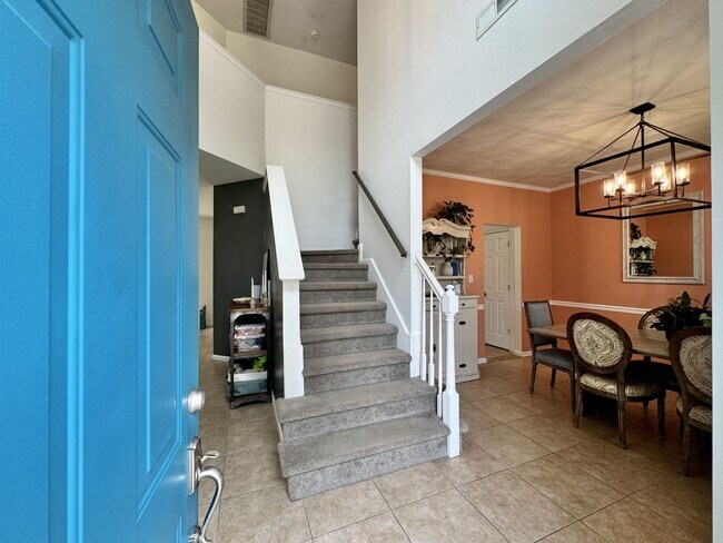 Building Photo - First-Time Rental! Available 08-07-26 - Fenced Yard, Pet Friendly, Attached 2-Car Garage!