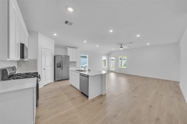 Building Photo - 30715 Wicklow Gdns Dr