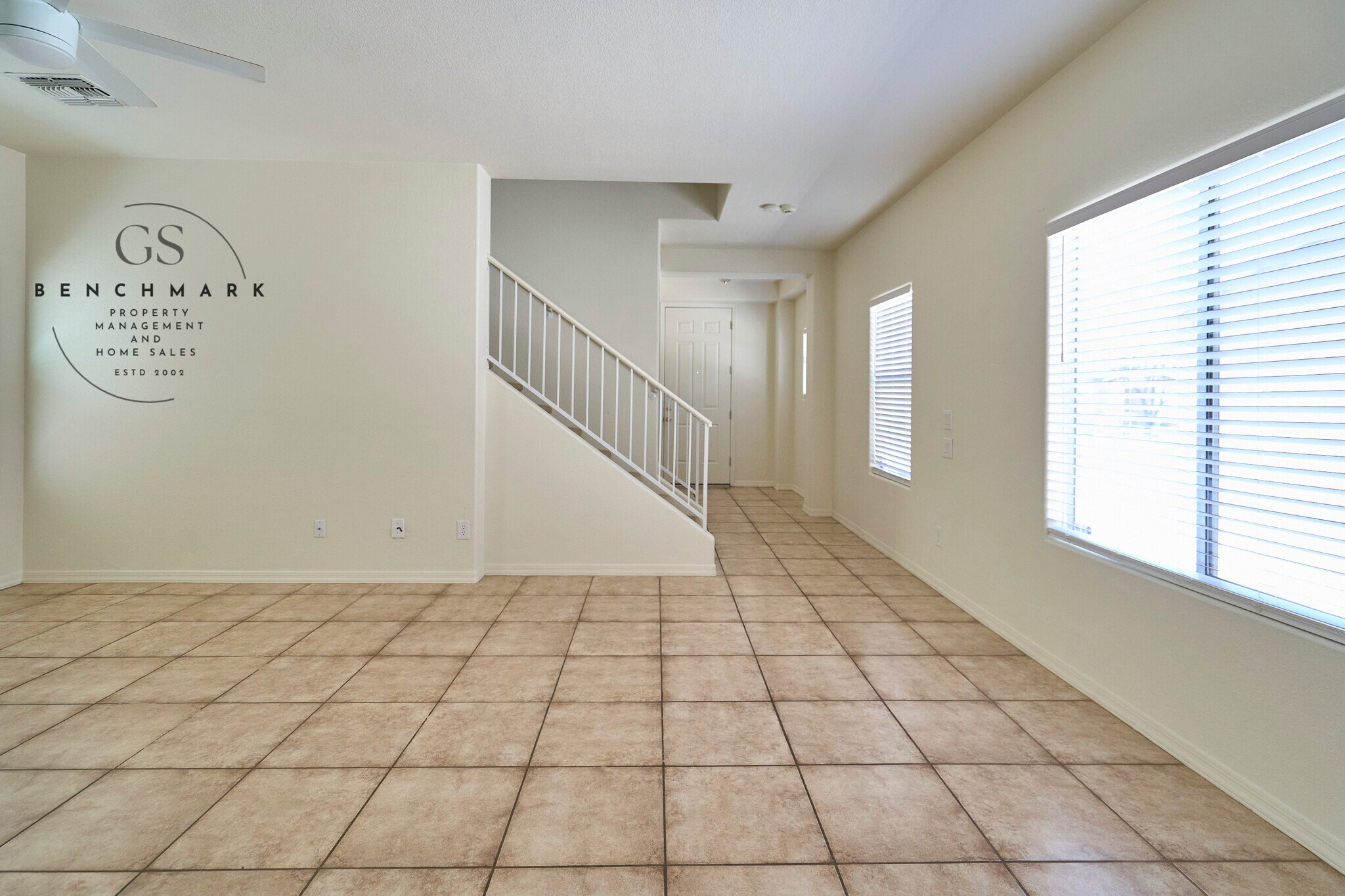 Building Photo - 4211 E Wading Pond Dr