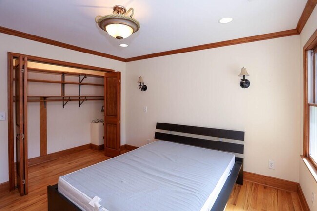 Building Photo - 3602 Jones Mill Rd