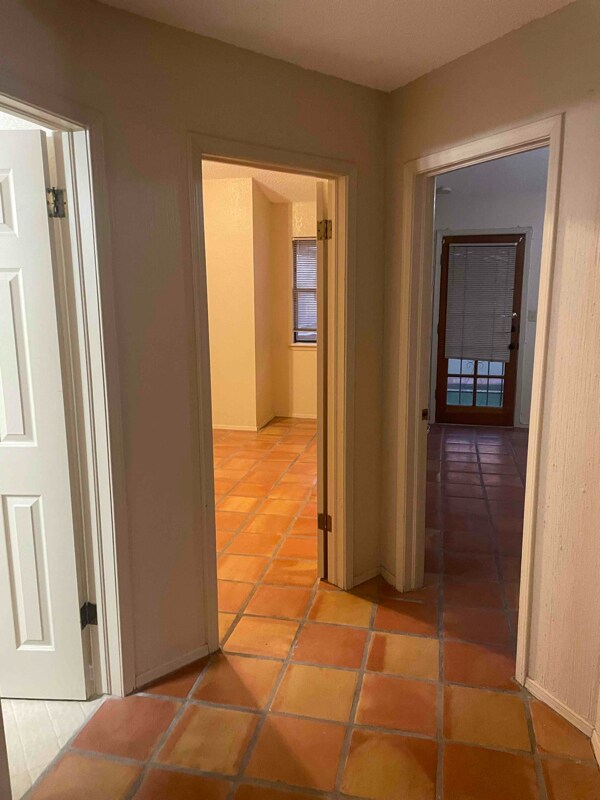 Building Photo - 5757 Lawndale Dr