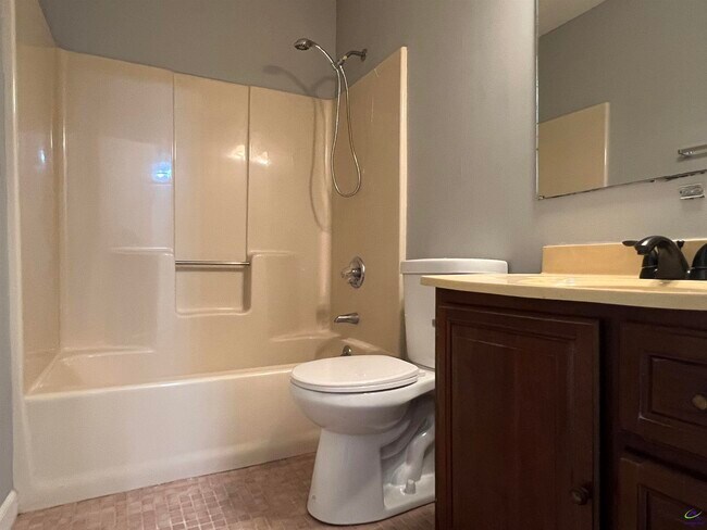 Building Photo - 2268 Unaliyi Trail