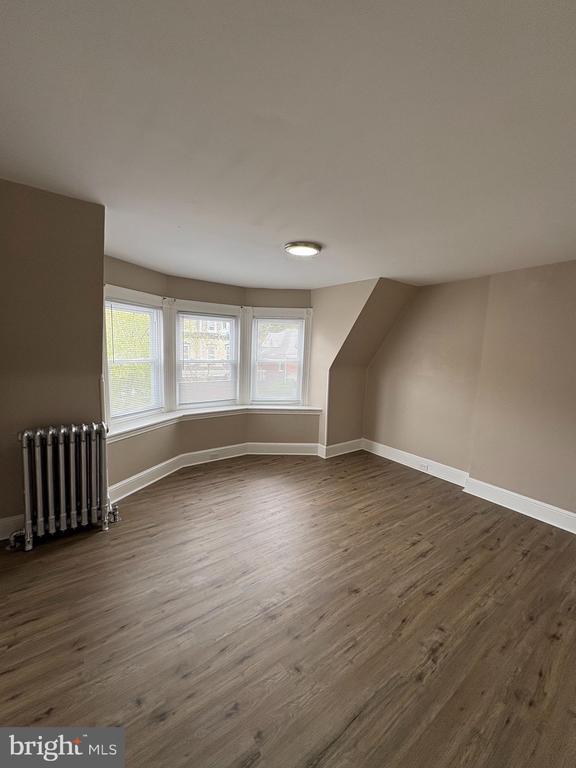 Building Photo - 1372 Perkiomen Ave