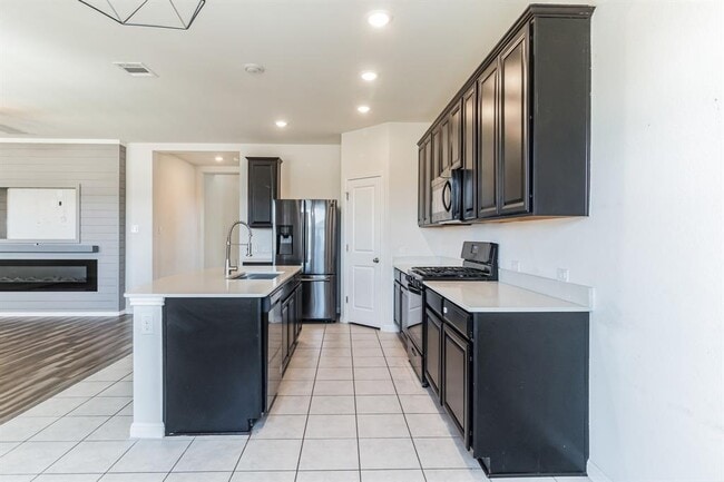 Building Photo - 13745 Fallsprings Way