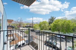 Building Photo - 1326 S 500 E