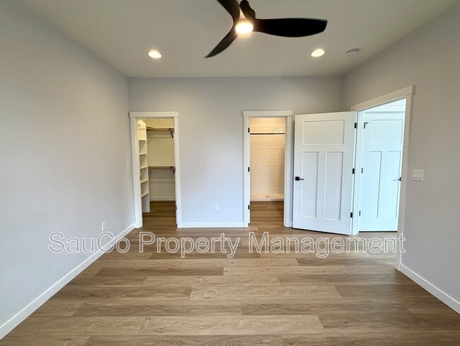 Building Photo - 254 N 1st St