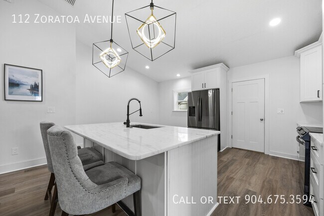 Building Photo - 112 Zoratoa Ave