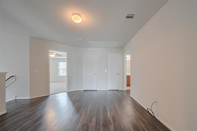 Building Photo - 20111 Brookwood Holw