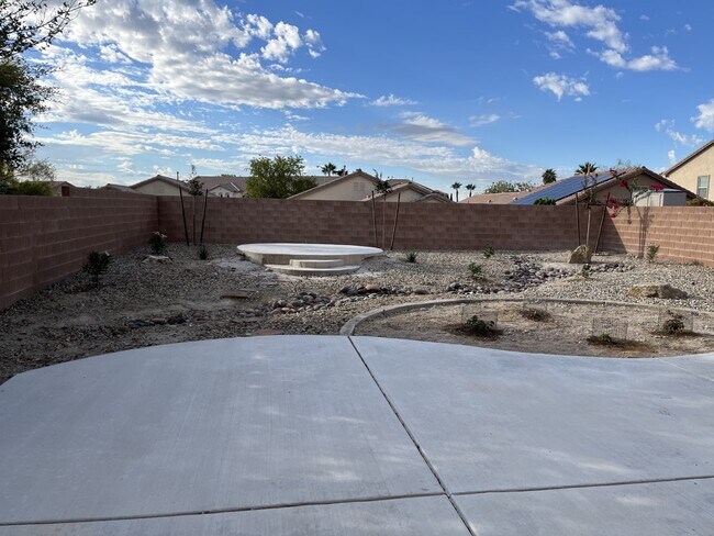 Building Photo - 2313 Scissortail Ct