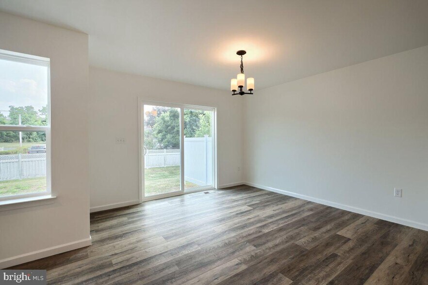 Building Photo - 36 Shillington Ln