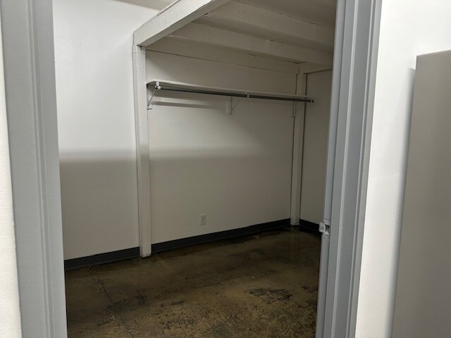 Building Photo - 1308 Factory Pl