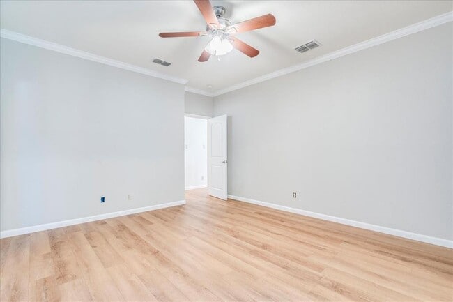 Building Photo - 5305 Dry Wells Rd