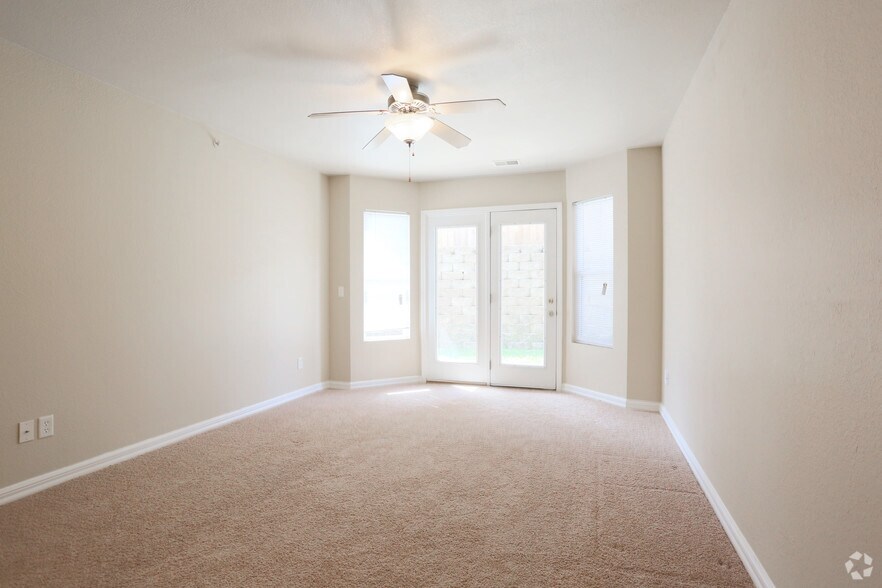 Spring Valley Apartments 656692 E Spring Valley Cir Nixa MO 65714