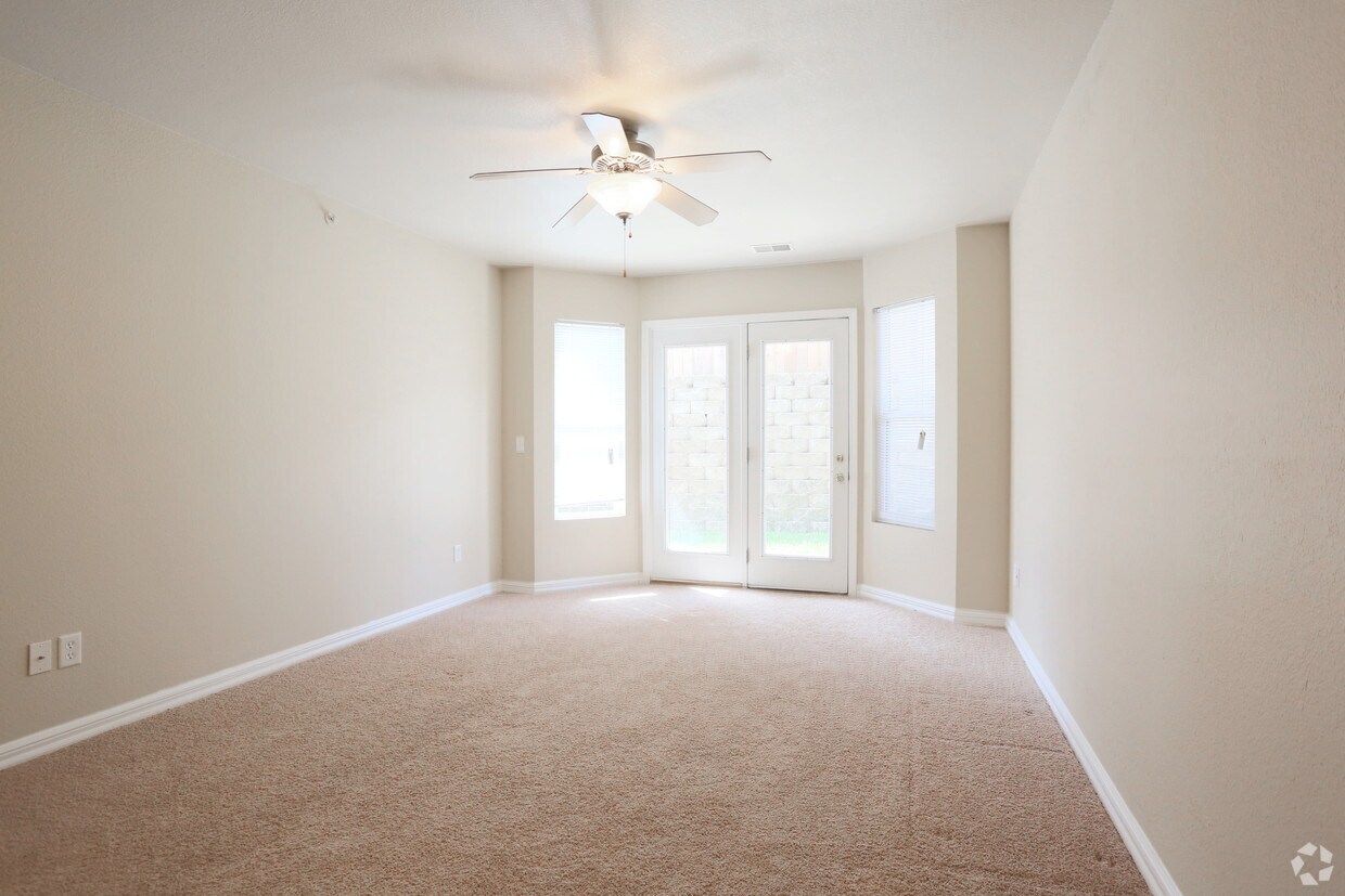 Spring Valley Apartments 656 692 E Spring Valley Cir Nixa Mo 65714 Apartment Finder