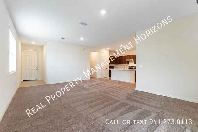 Building Photo - 2632 89th St Cir E