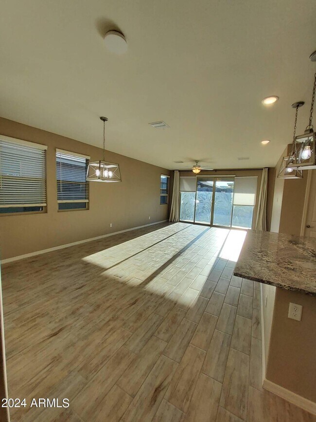 Building Photo - 704 N 152nd Dr