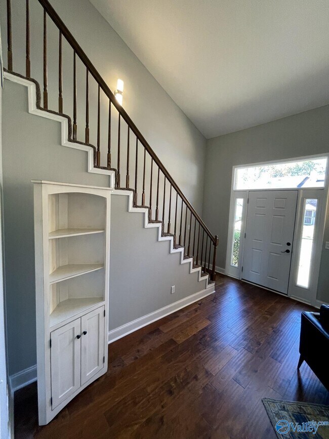 Building Photo - 6659 Steeplechase Dr NW