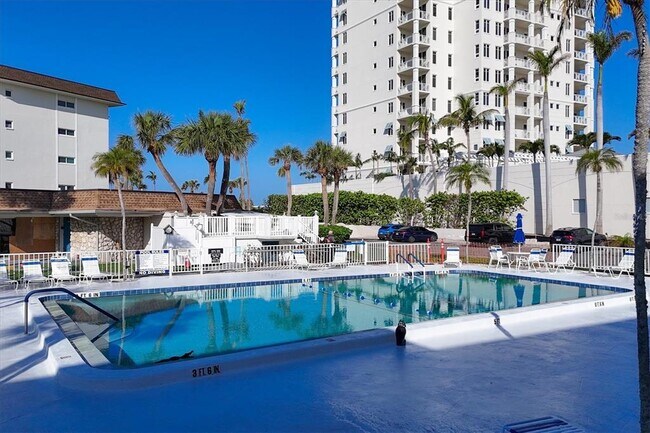 Building Photo - 2100 Benjamin Franklin Dr