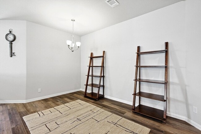 Building Photo - 808 Feather Edge Dr