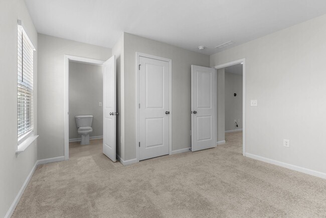 Building Photo - 2408 McKenzie Ridge Ln