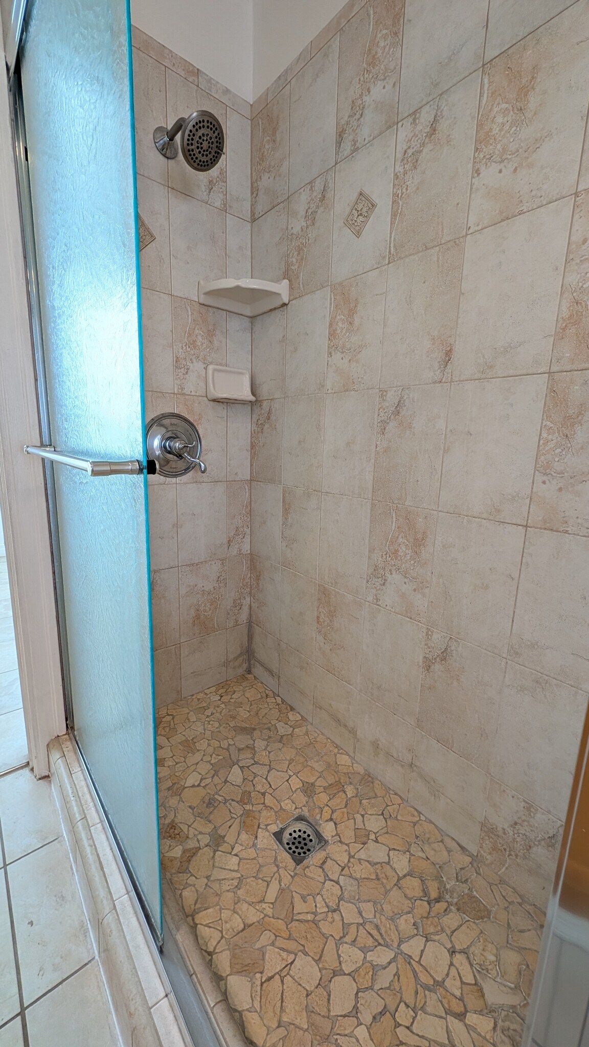 Building Photo - 1203 N Kenilworth Ave