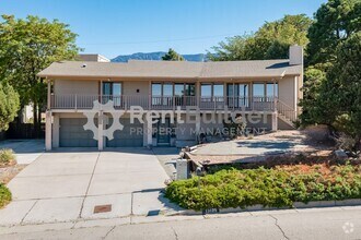 Building Photo - !!CALL US TODAY AT (505) 808-6467 TO SCHED...