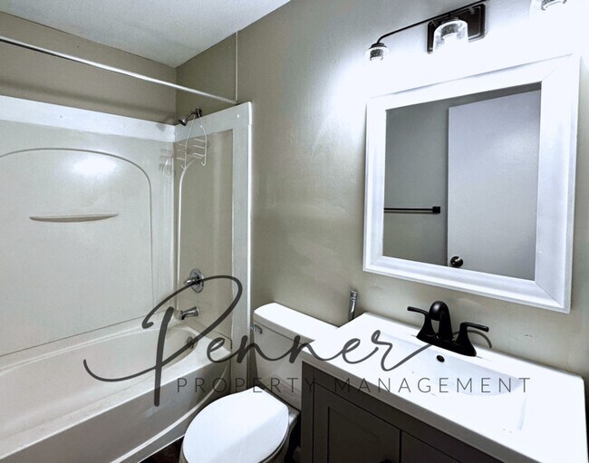 Building Photo - 11317 E 13TH St