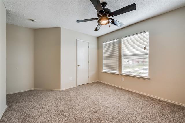Building Photo - 1629 Thornhill Ln