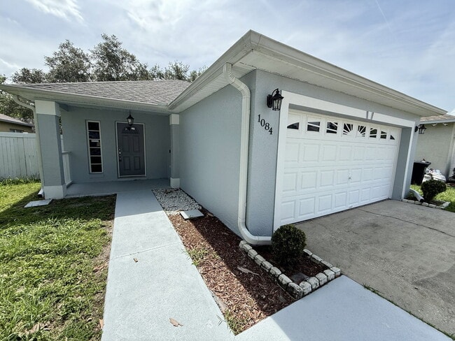 Building Photo - 1084 Amanda Kay Cir