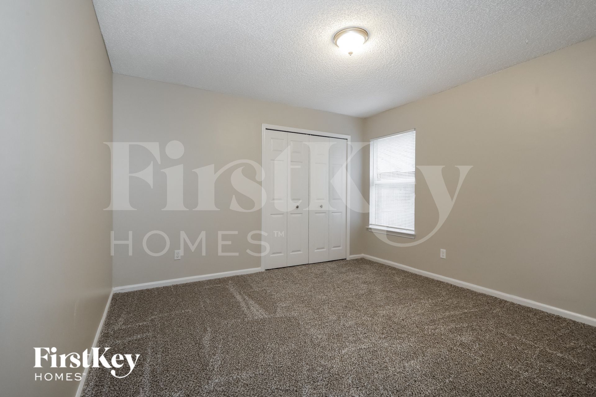 Building Photo - 5204 Oxford Crest Dr