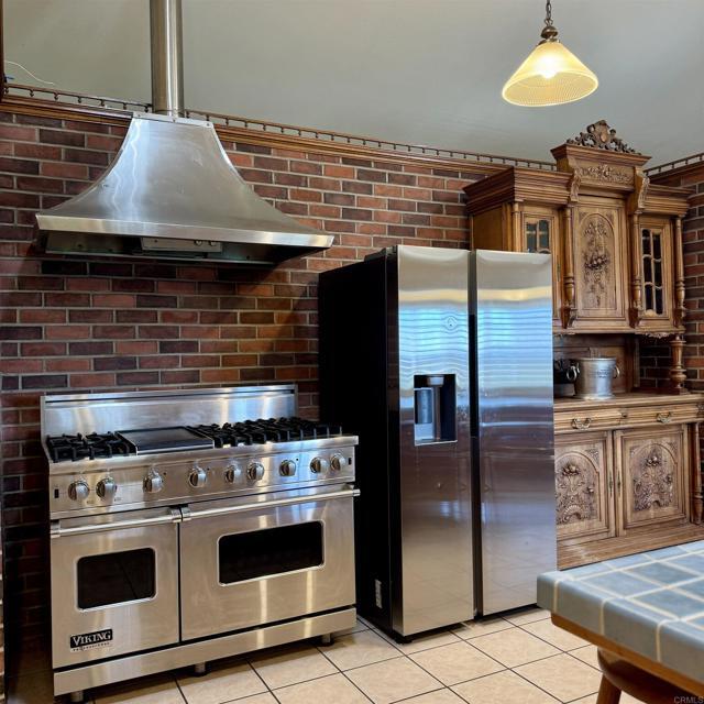 Building Photo - 2848 Los Alisos S