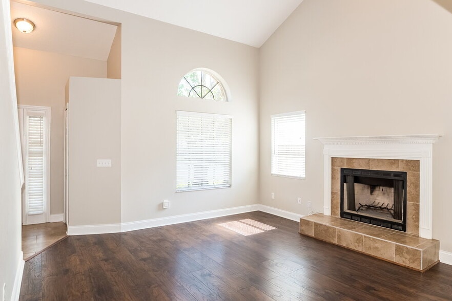 Building Photo - 7730 Allspice Cir W