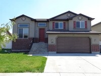 Building Photo - 1127 Kensington Dr