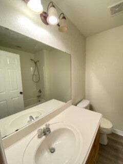 Building Photo - 514 Euclid St