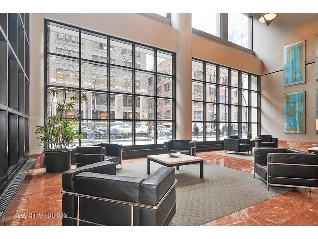 Building Photo - 211 E Ohio St