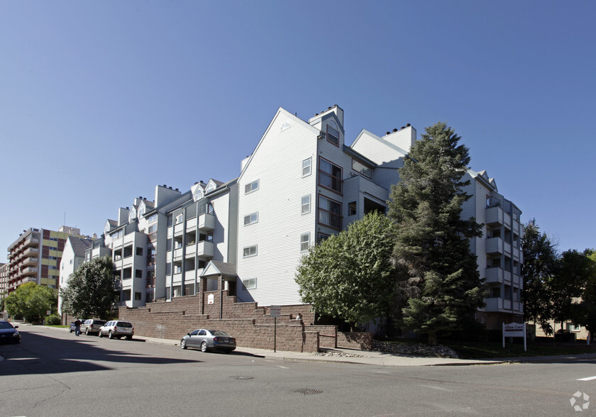 Primary Photo - Albion Court Apartments