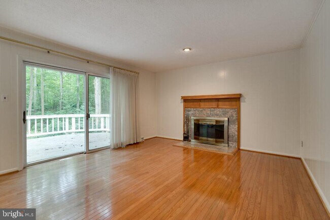 Building Photo - 2503 Fowlers Ln