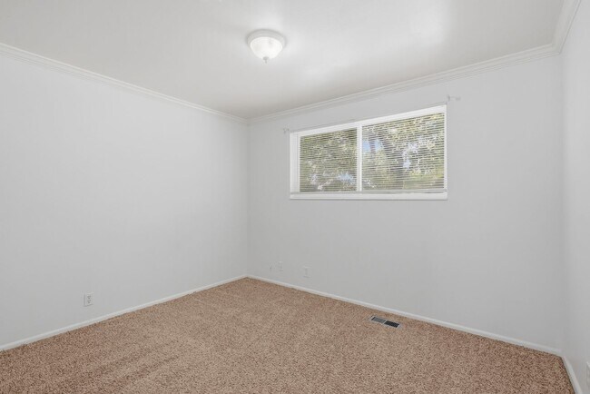 Building Photo - 3671 Cordele Cir