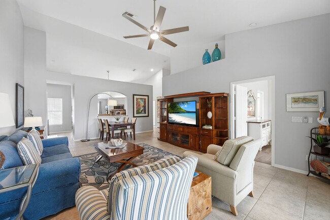 Building Photo - 5941 Sand Wedge Ln